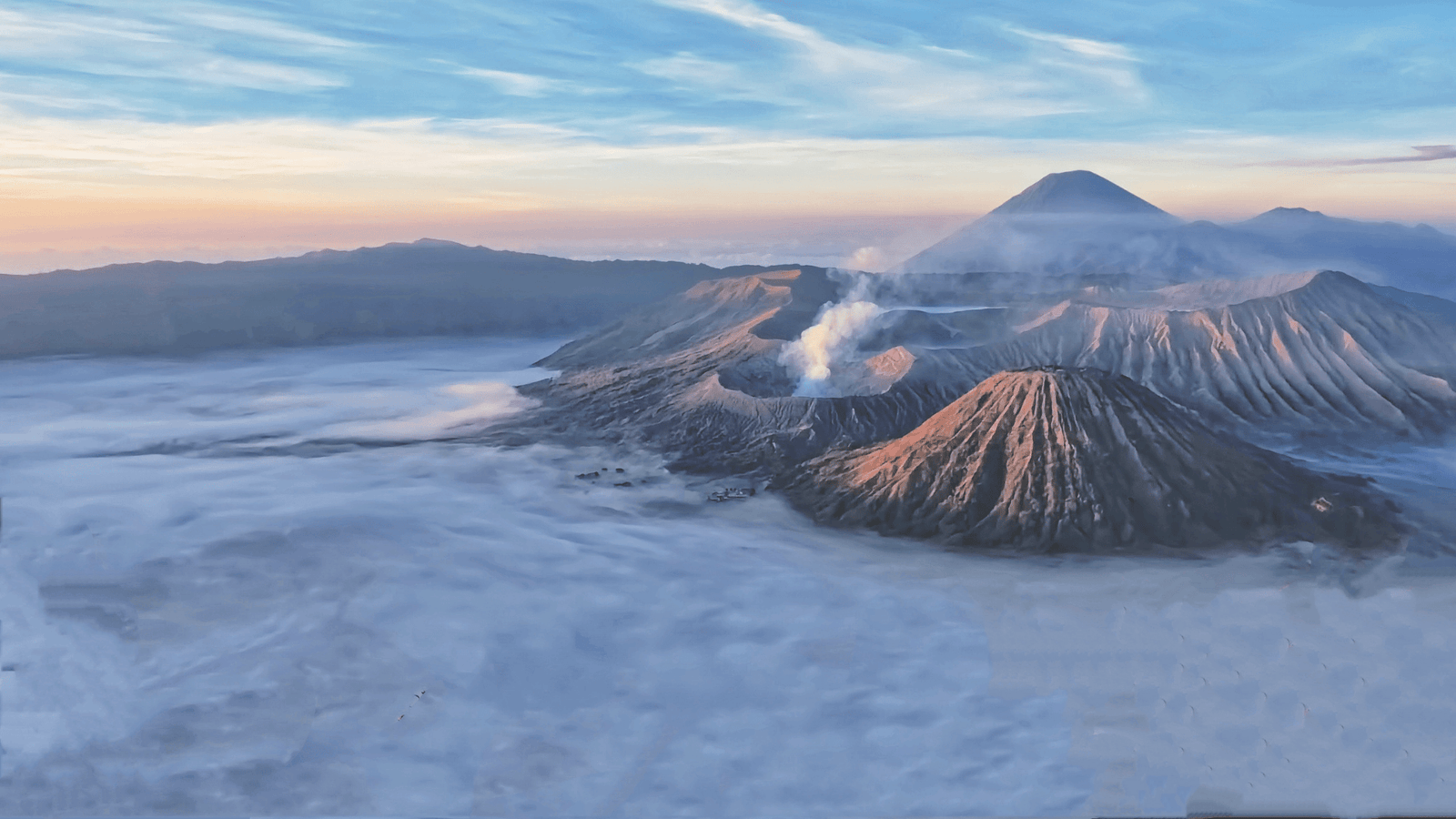 Pemandangan Sunrise Gunung Bromo Private