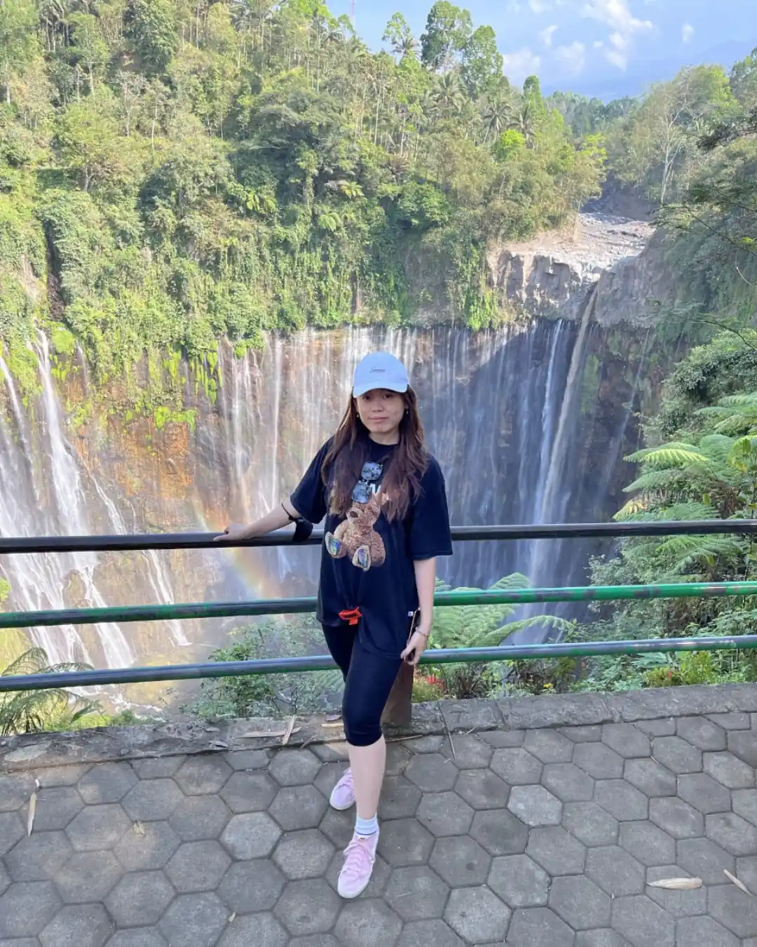 Pemandangan Panorama Atas Air Terjun Tumpak Sewu